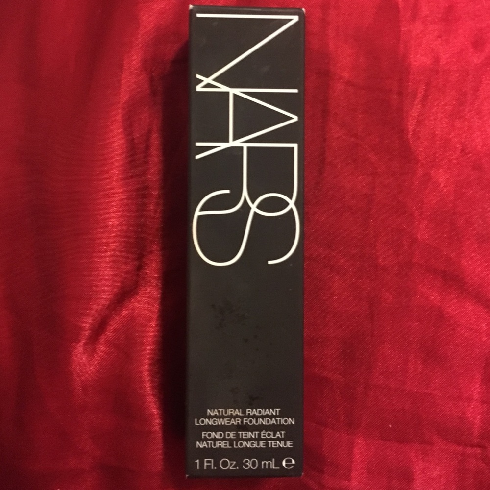 NARS - Natural Radiant Longwear Foundation